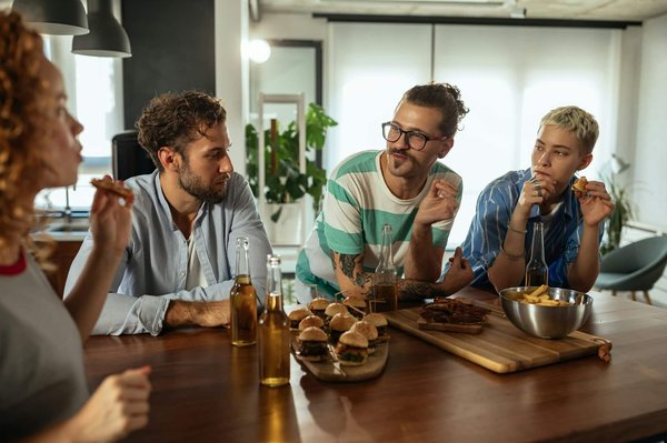 Comment organiser une soirée de dégustation de fromages et bières dans un bistrot?